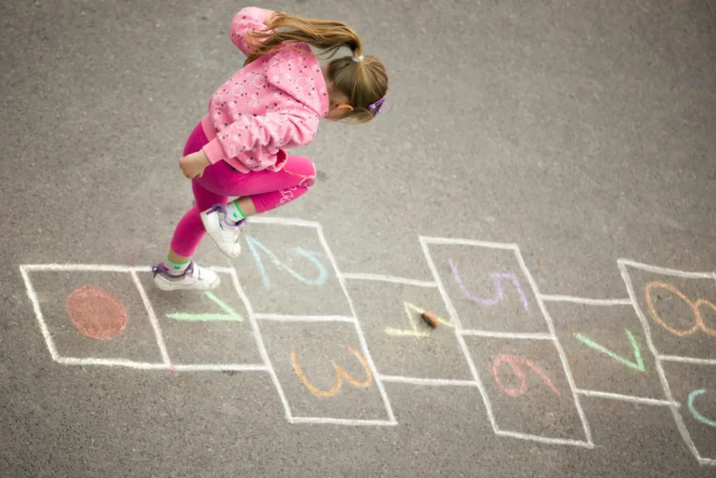 How to Play Hopscotch Game