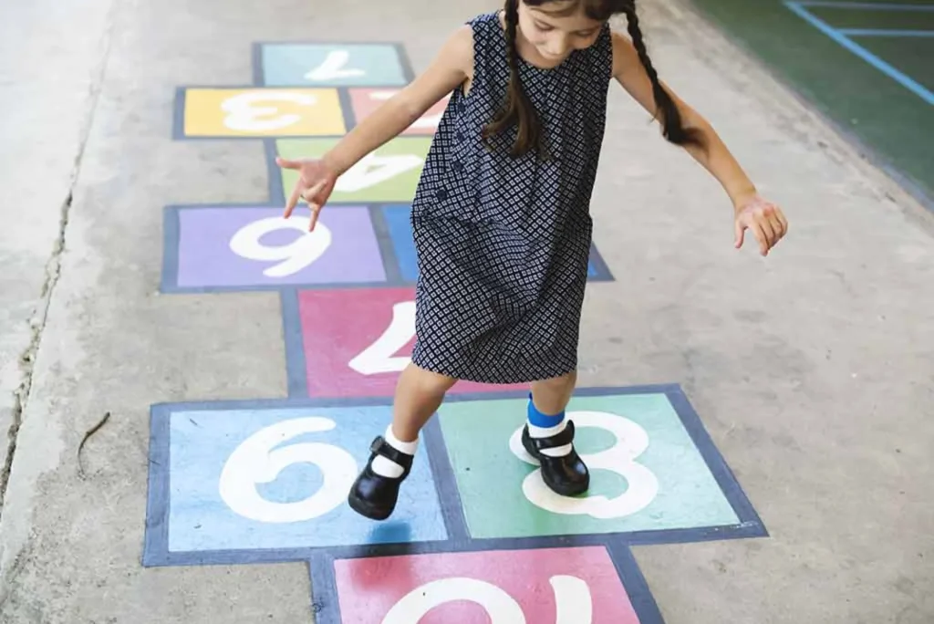 to-Play-Hopscotch-Game